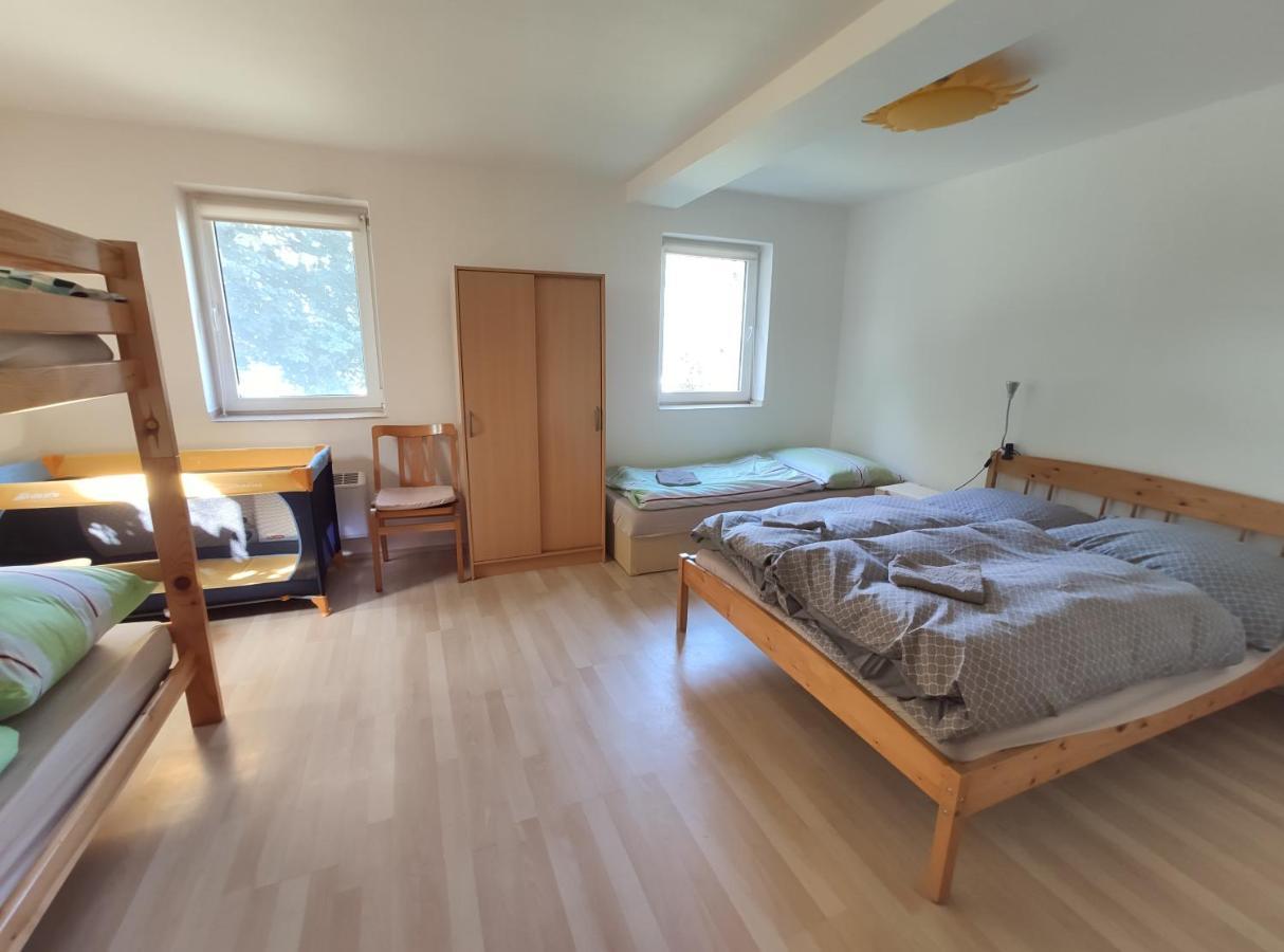 Apartman Hulin, Chrastany - Bily Exterior foto